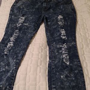 Diamante ripped jeans